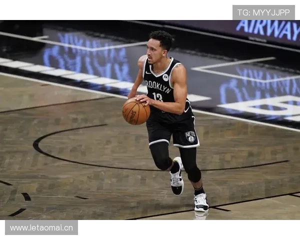 孙兴慜在赛后致敬中展现勇气与团队精神，状态回暖备受期待