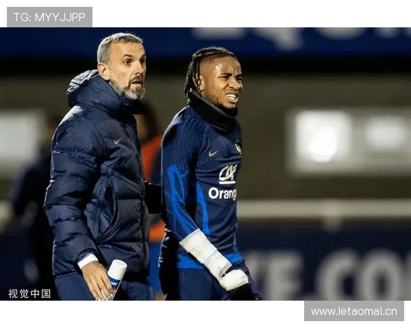 恩昆库影锋与前腰切换的战术多样性分析