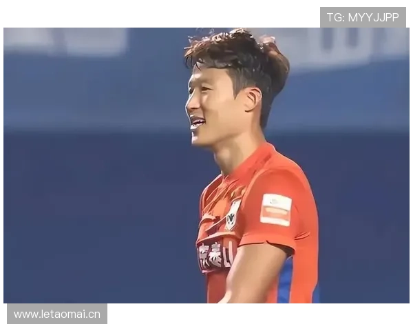 孙准浩在韩国泡澡时还在背中超战术板？