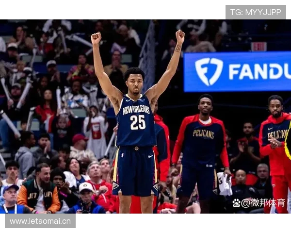 朱利叶斯·兰德尔挡拆拉开空间效率提升 明显优于球队其他内线球员